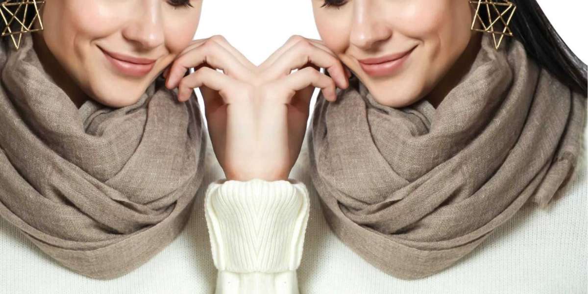 The Luxurious Softness of Cashmere Scarves