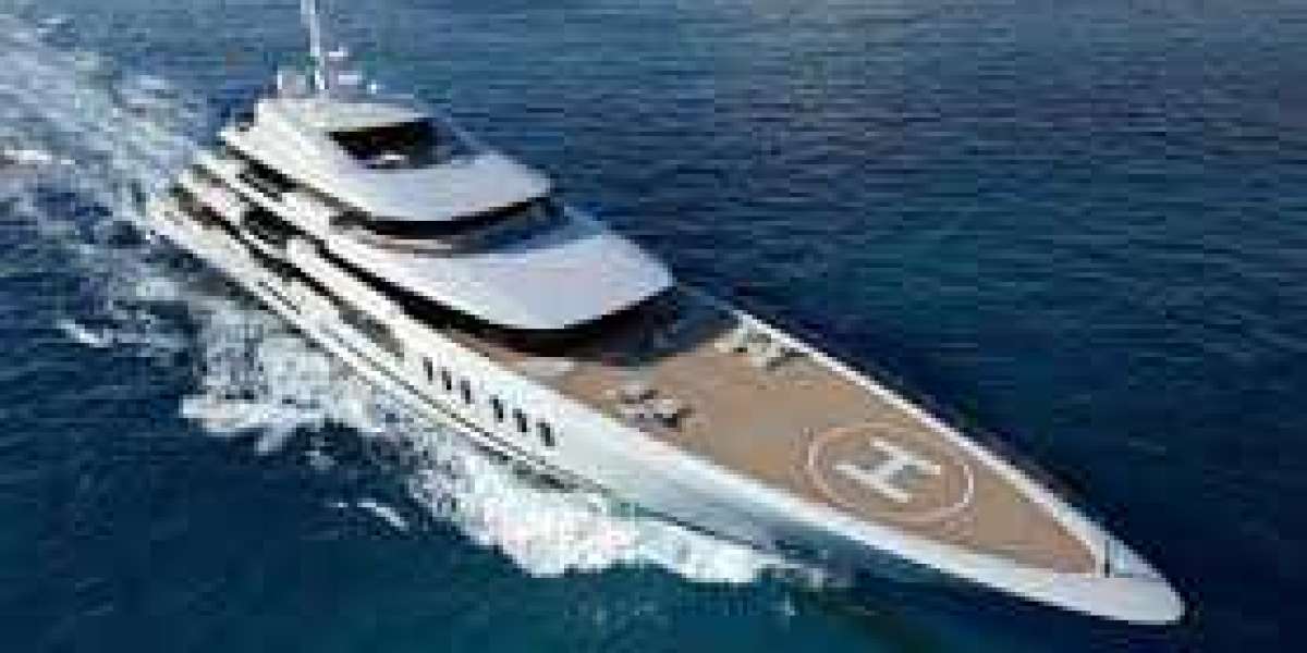 Opulence Afloat: Luxury Yacht Rentals for Exclusive Events