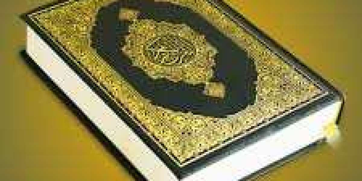 Embracing the Digital Era of Quranic Learning: 9 Reasons to Enroll in a Shia Quran Academy