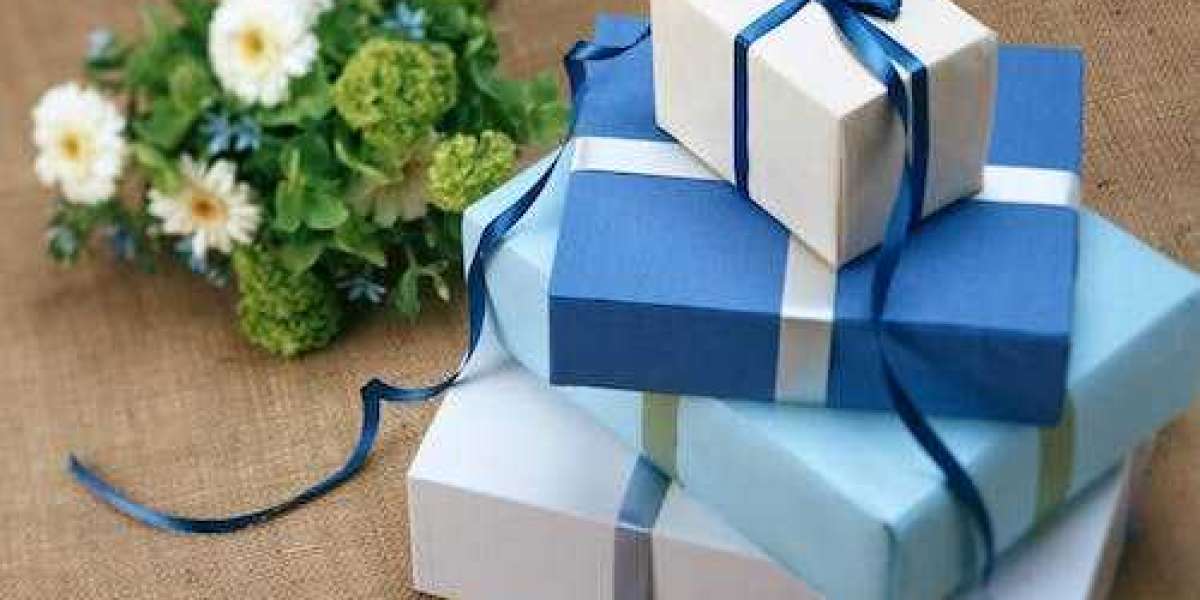 Unwrapping Joy: Exploring the Best Gift Box for Men and Surprise Boxes in the UK