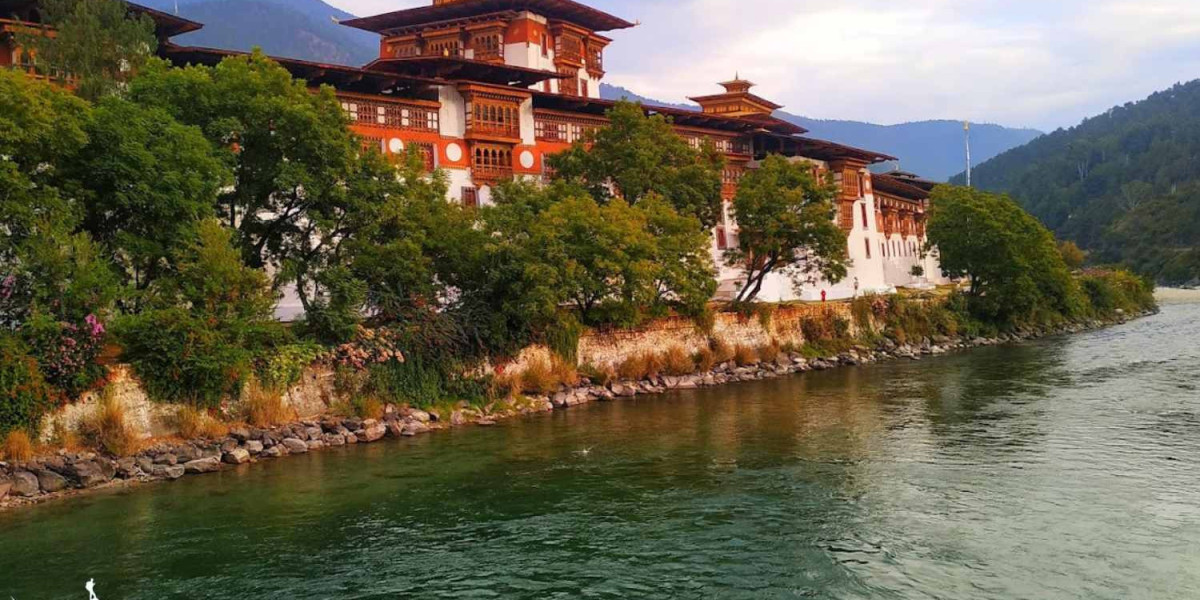 Tranquil Escapes: 10 Soul-Satisfying Activities in Punakha