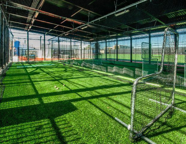 Benefits of Indoor Batting Cages for Baseball and Softball Players - JustPaste.it