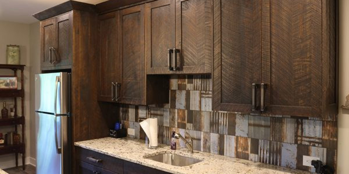 Savor the Difference: Custom Home Bars Crafted for You