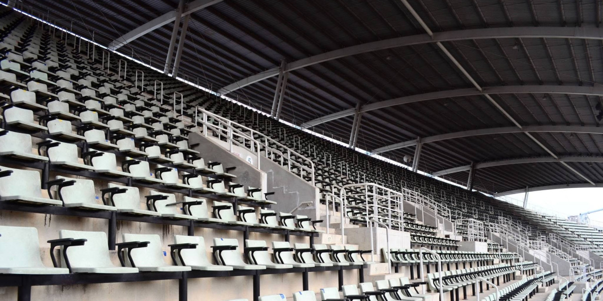 How to Spot a Great Deal on Used Bleachers