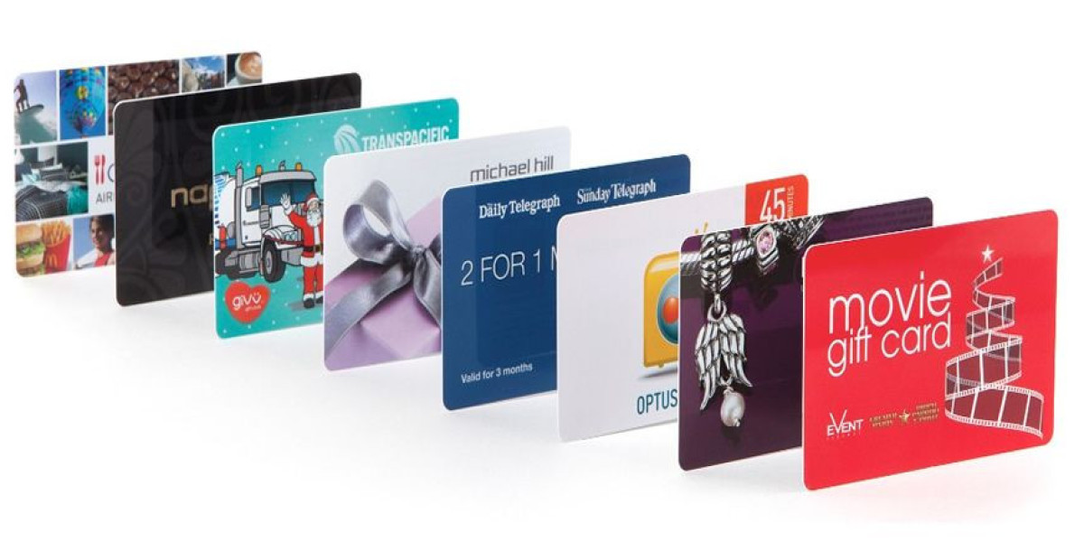 Excelența în Design: Crearea de Carduri deosebite cu Imprimare Profesională
