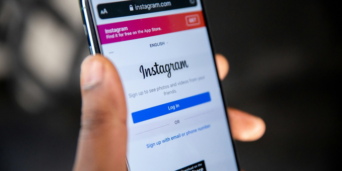 Captivate Your Audience: Utilize Font Generation to Make Your Instagram Shine