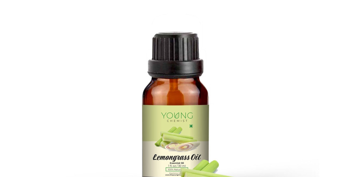 Lemongrass Essential Oil - Premium Quality at Competitive International Market Prices - Lemongrass Oil - Lemongrass Oil 