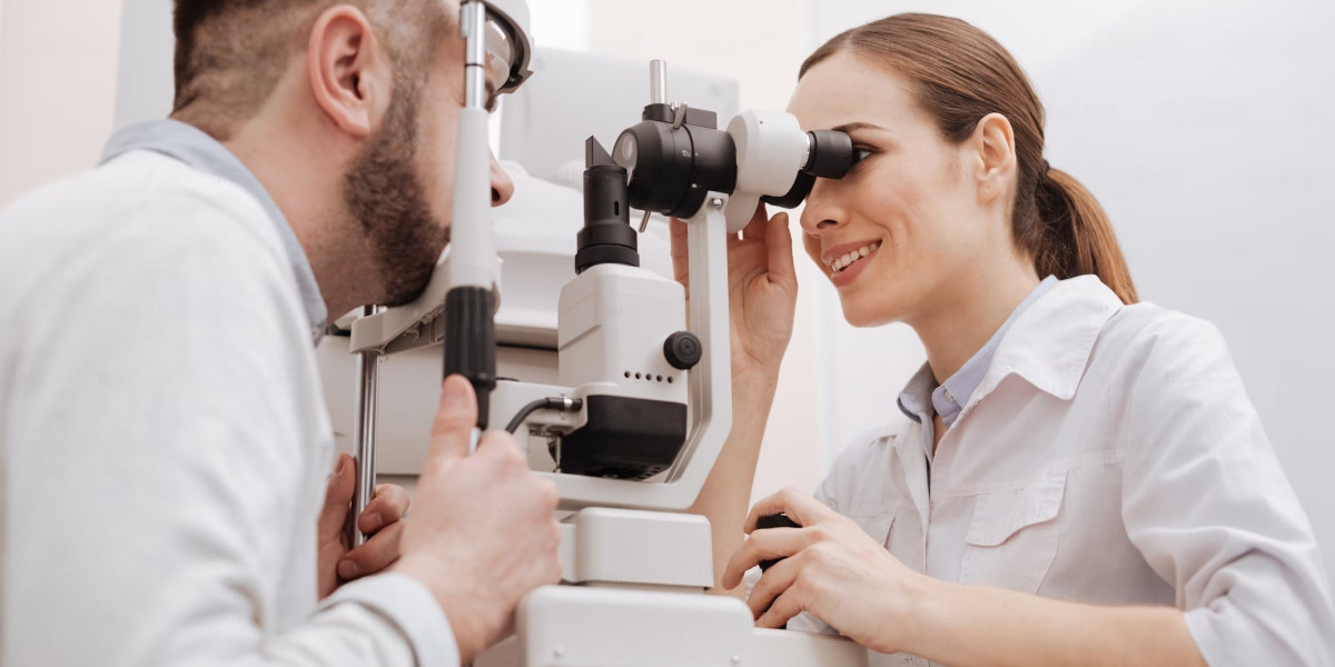 Top 10 Eye Specialists in Indore: A Comprehensive Guide