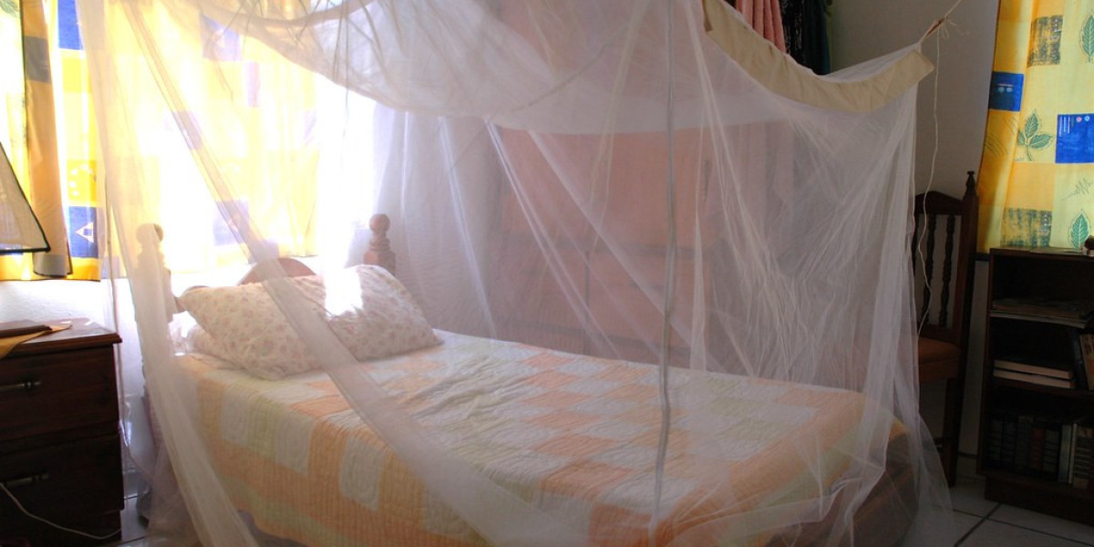 Navigating the World of Mosquito Net Manufacturers: A Shield Against the Buzz