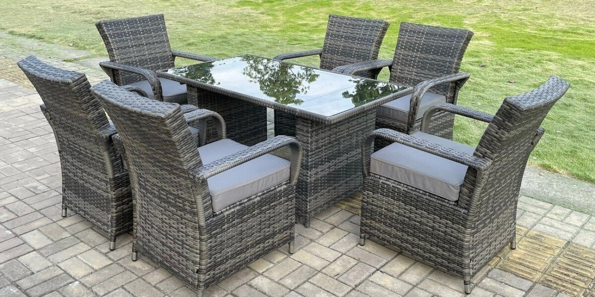 Transform Your Outdoor Space with a Stylish Garden Dining Set: The Ultimate Guide to Creating a Cozy Alfresco Dining Exp