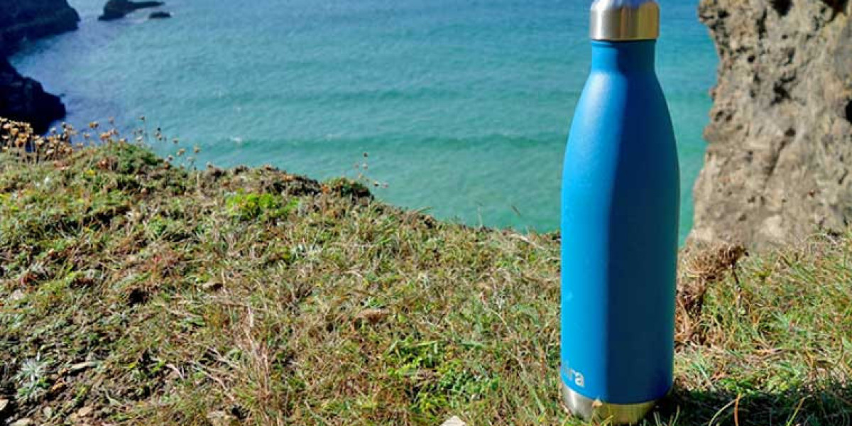 Eco-Friendly Water Bottles: Your Ticket to a Greener, Cleaner Future