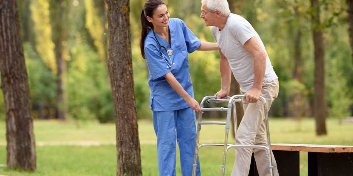 Caregiver Course Online: Enhance Your Skills in the Comfort of Your Home