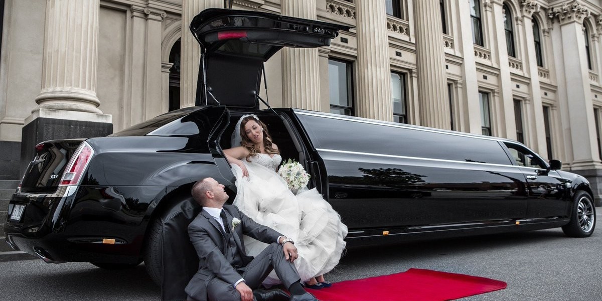 Luxury Car Service in LA: Perfect for Weddings and More