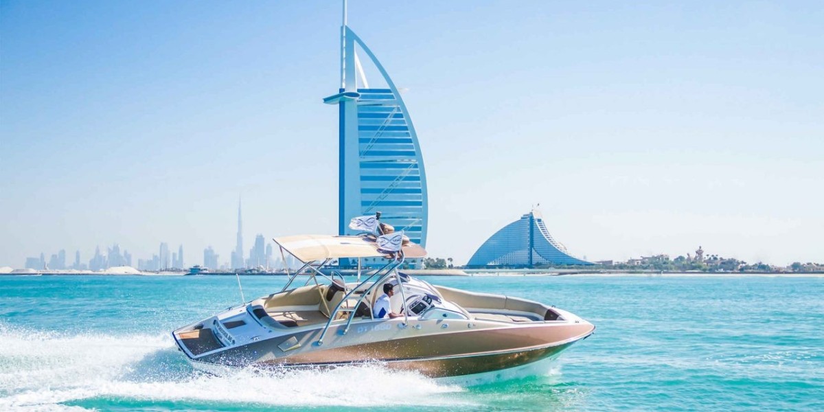 Unforgettable Yacht Tours in Dubai: Explore the City from the Sea