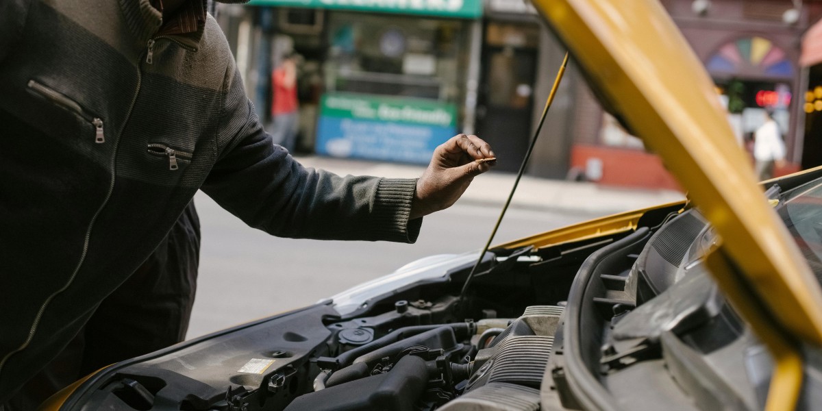 "10 Essential Questions to Ask Before Hiring a Mobile Mechanic"