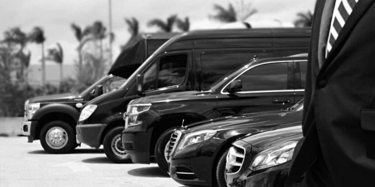 Overview of Philadelphia Limousine Car Service for Transfers to and from the Airport