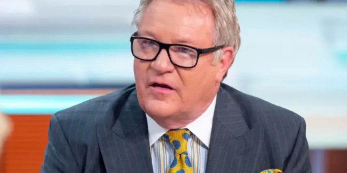 Unveiling Jim Davidson’s Net Worth: A Look at the Iconic Comedian’s Wealth