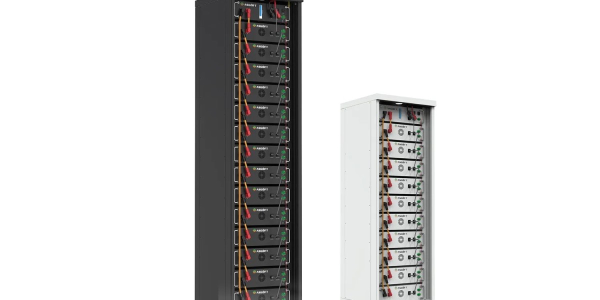 How to Select the Best Battery for Your Commercial Solar System: Key Factors to Consider