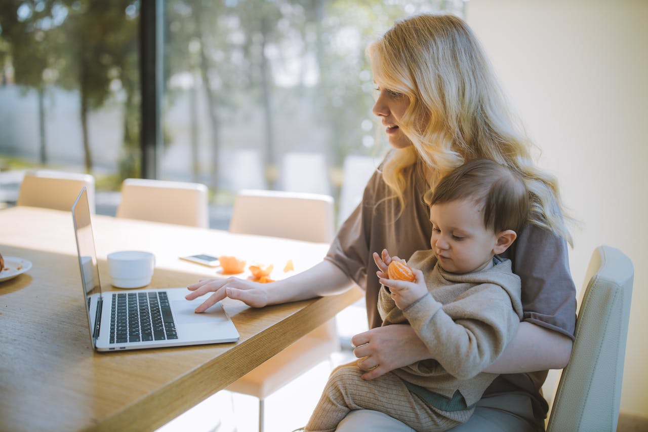 Managing Stress as a Working Mom While Changing Careers