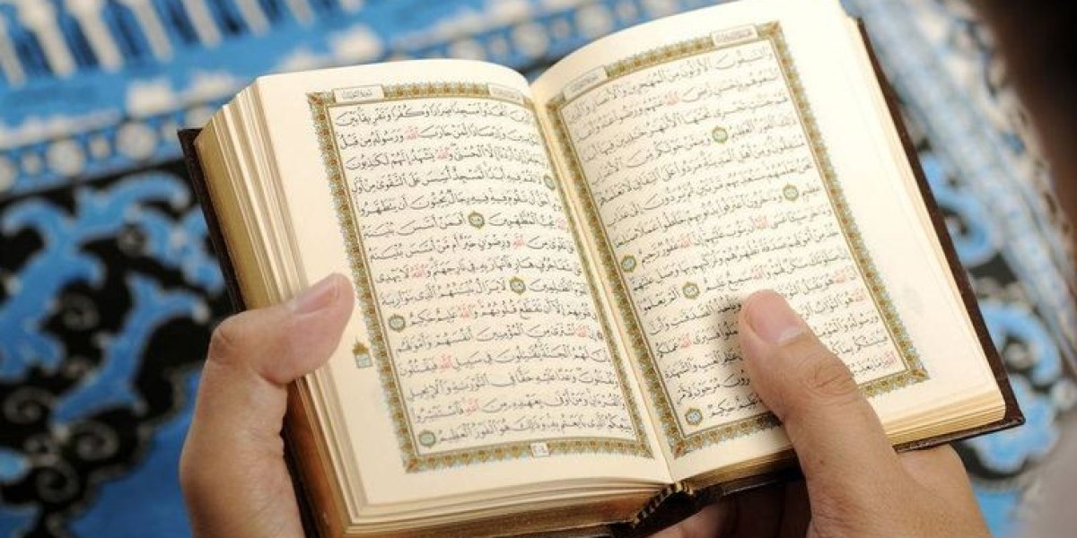 Revolutionize Your Quranic Learning with an Online Quran Academy USA