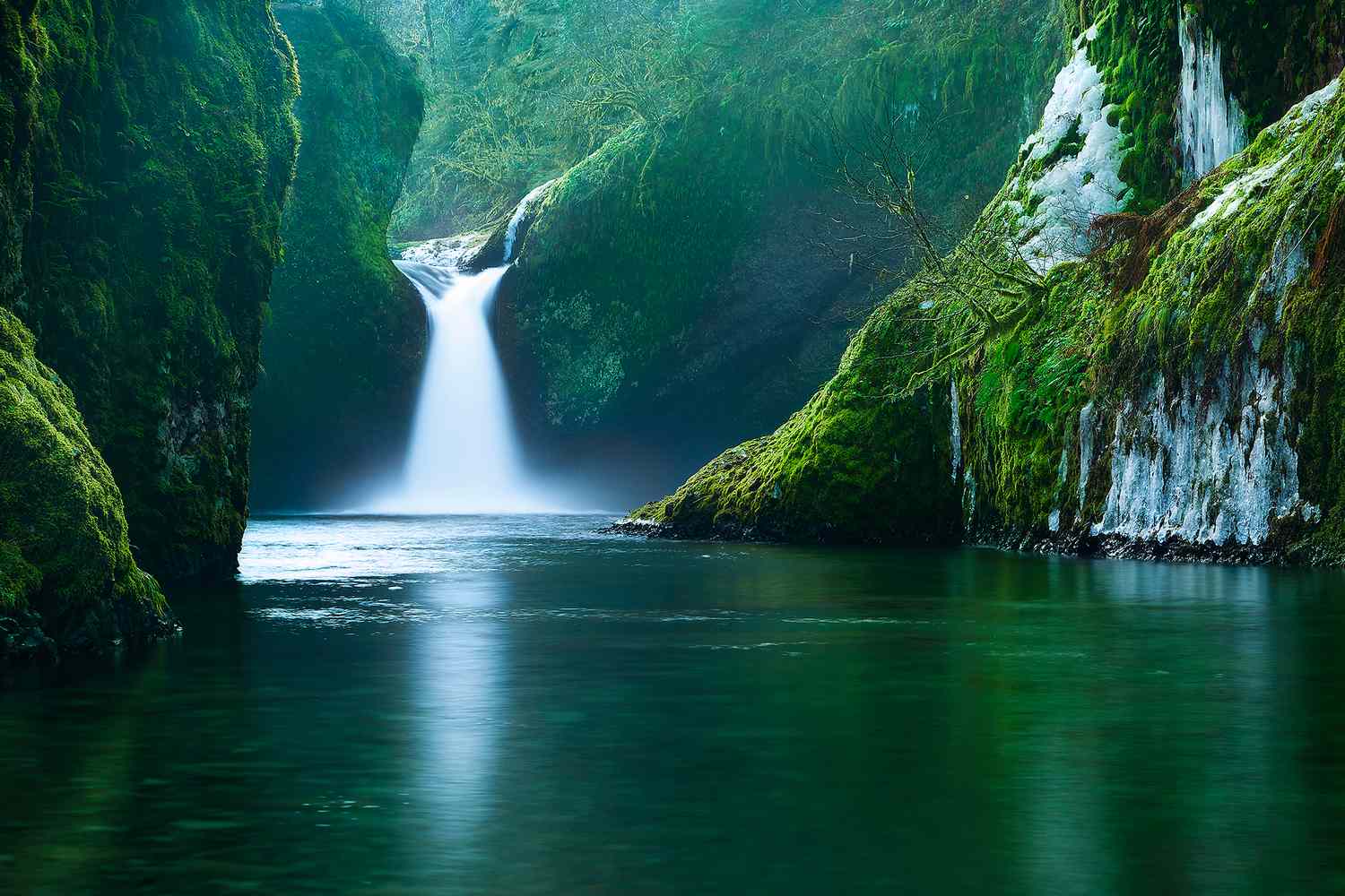 Discover the Enchanting Beauty of the Best Waterfalls in Oregon - Daily Blog Zone