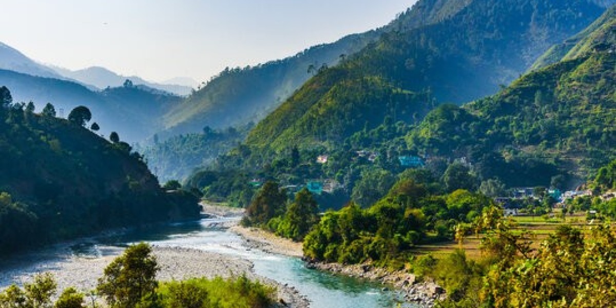 Uttarkashi to Dehradun Cab