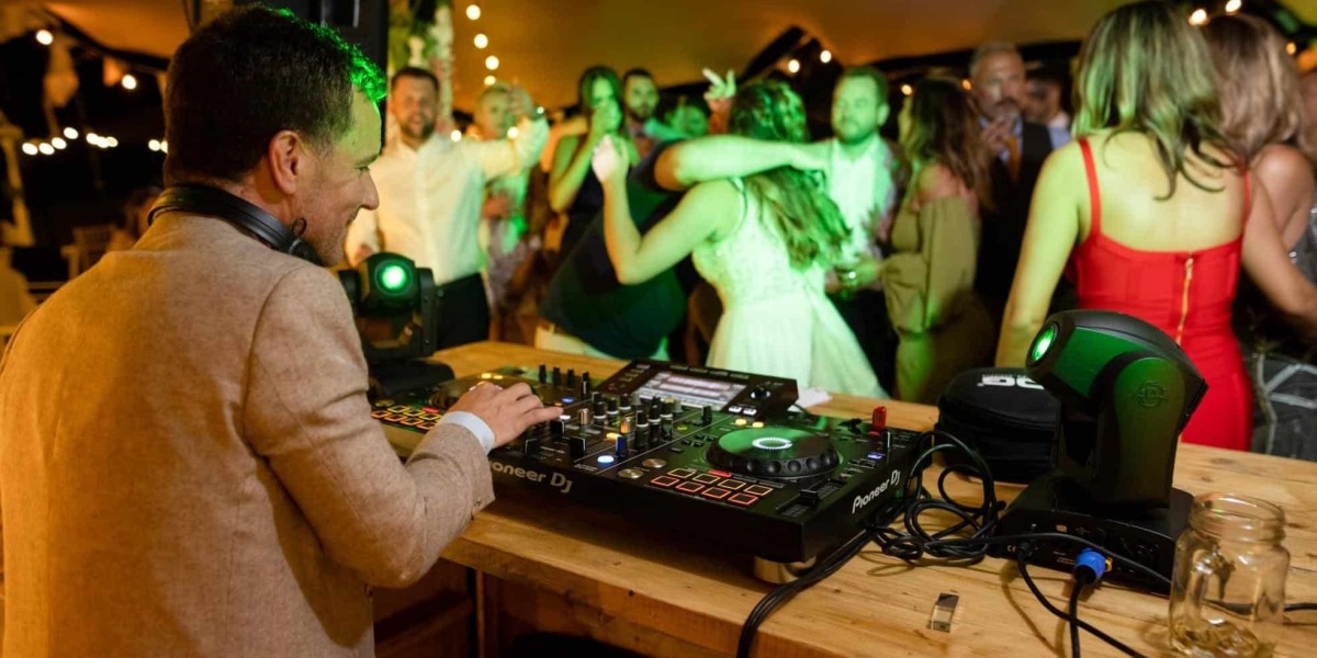 Finding the Perfect Wedding DJ Packages for Your Big Day