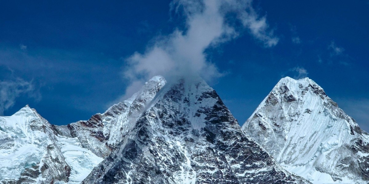 Mera Peak Climbing: A Journey to Nepal’s Highest Trekking Peak