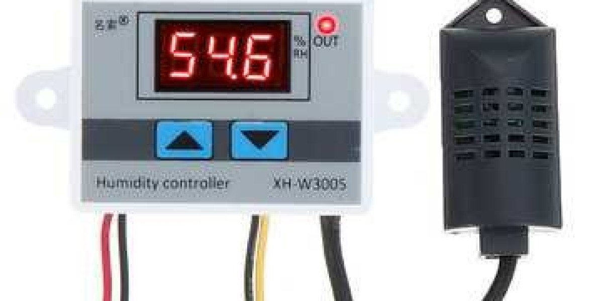 Humidity Controller XH-W3005 AC 220V Hygrometer Transmitter Sensor in Pakistan