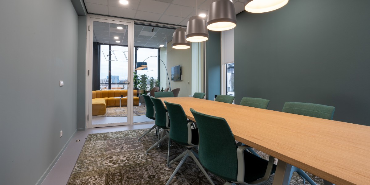 Seamless Corporate Interiors: From Vision to Reality