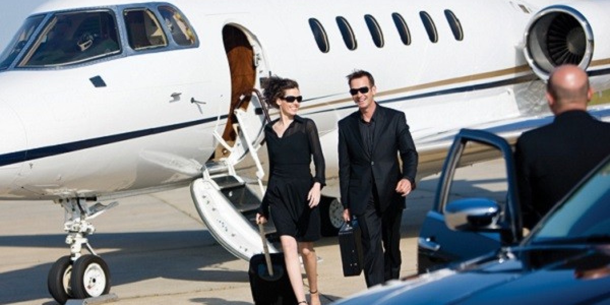 Experience Unmatched Comfort with Luxury Chauffeur Service by Famous Drive