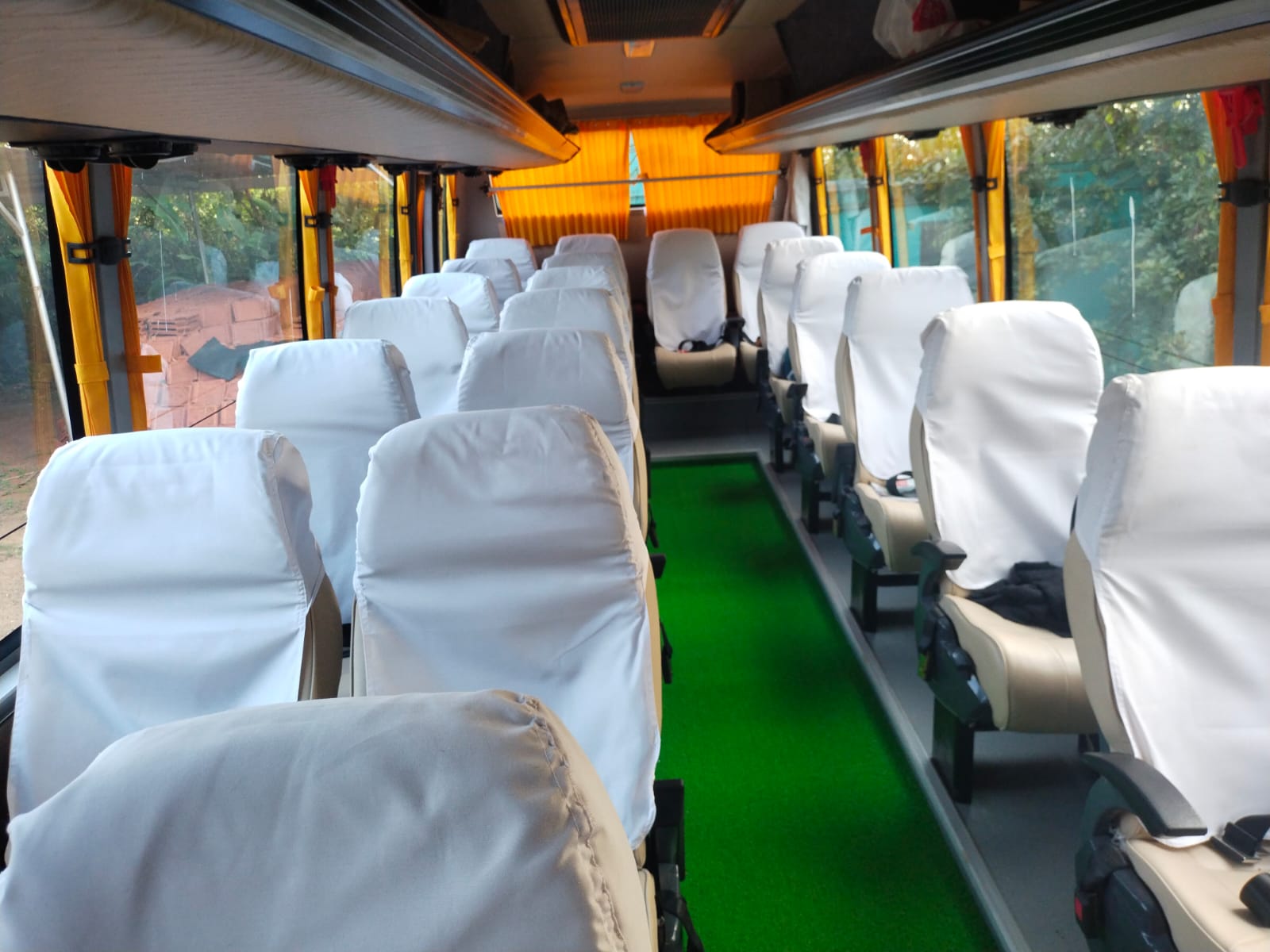 20 Seater Mini Bus/Coach for Rent in Bangalore - Luxury A/c Coach