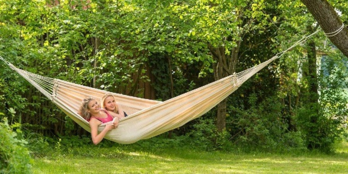 Building Business With Comfort and Relaxation: How Hammocks Are Revolutionizing the Workspace