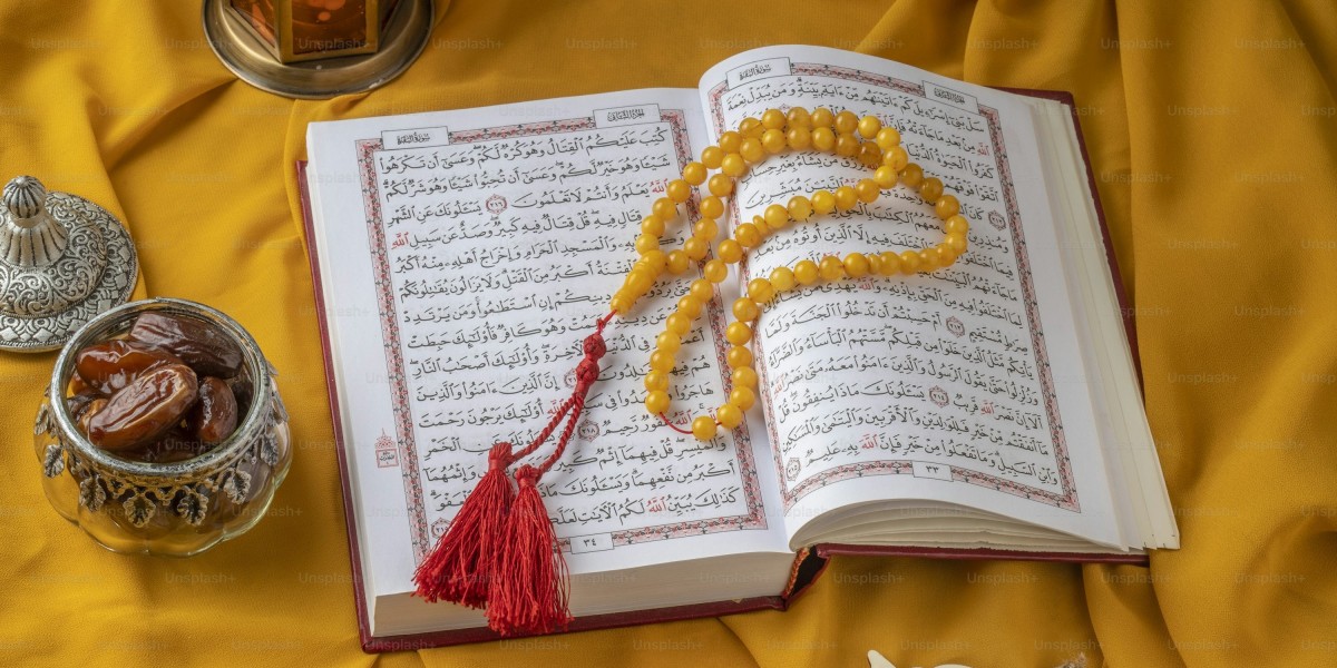 Experience Expert Quranic Tutoring at Our Online Quran Academy