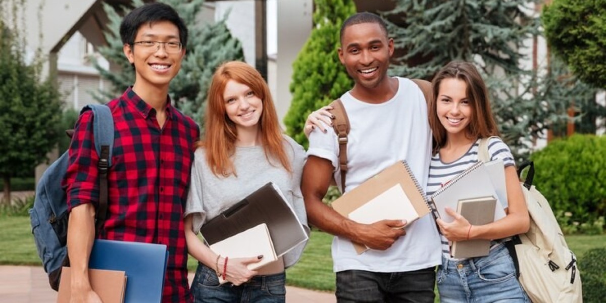How to Score Good Grades: Tips for School and College Students