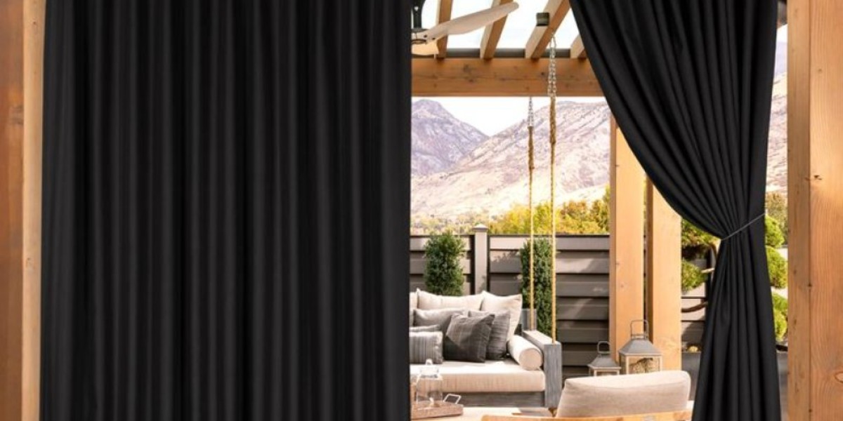 Create Ambience: Outdoor Curtains in Dubai for Elegant Outdoor Living