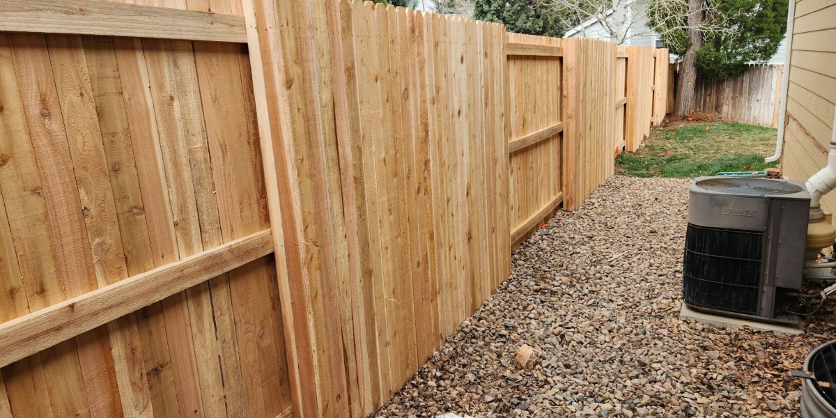 Fences Installation and Repair in Hollywood Hills