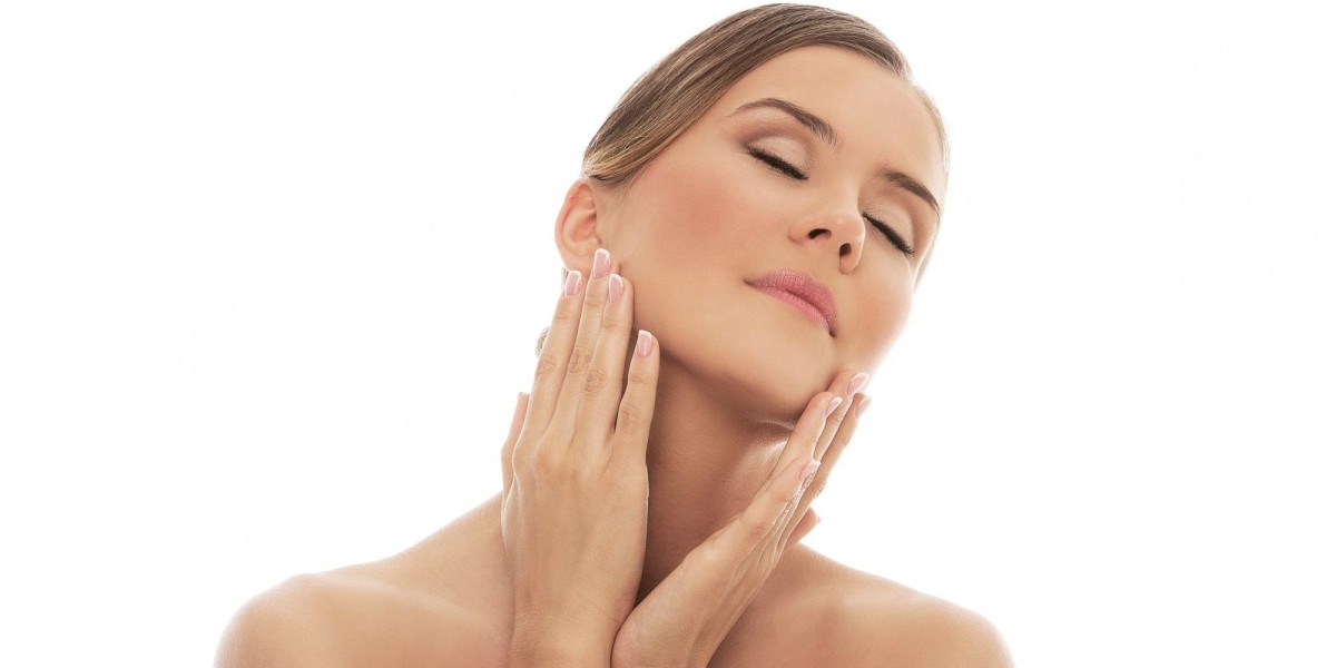 Renewed Radiance: The Complete Guide to a Facelift in Riyadh