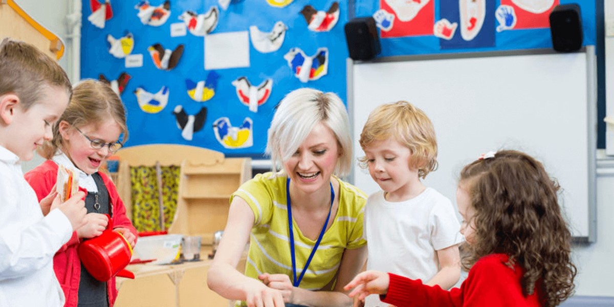 Finding the Best “Daycare Near Me”: A Parent’s Guide to Quality Childcare