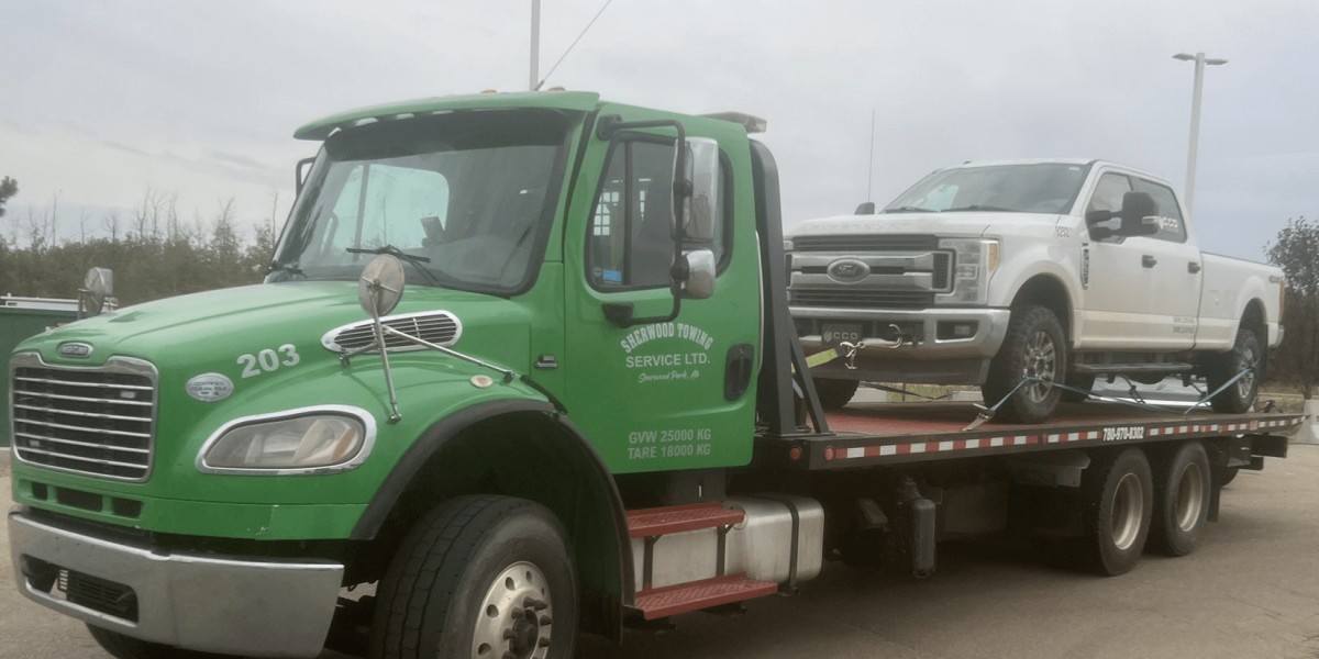 Understanding the Vital Differences between Towing and Vehicle Recovery