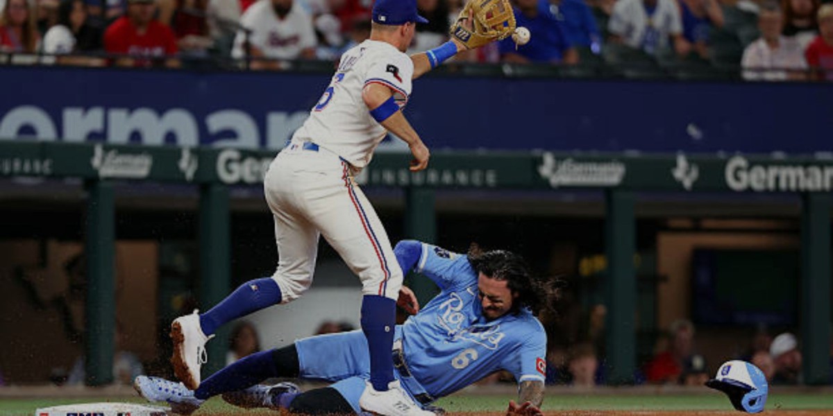 Royals/Rangers Triple Play