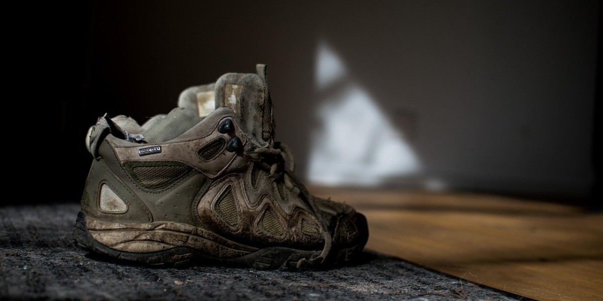Breaking in the Ranger Mid HTX Hiking Shoe: Tips from the Trail