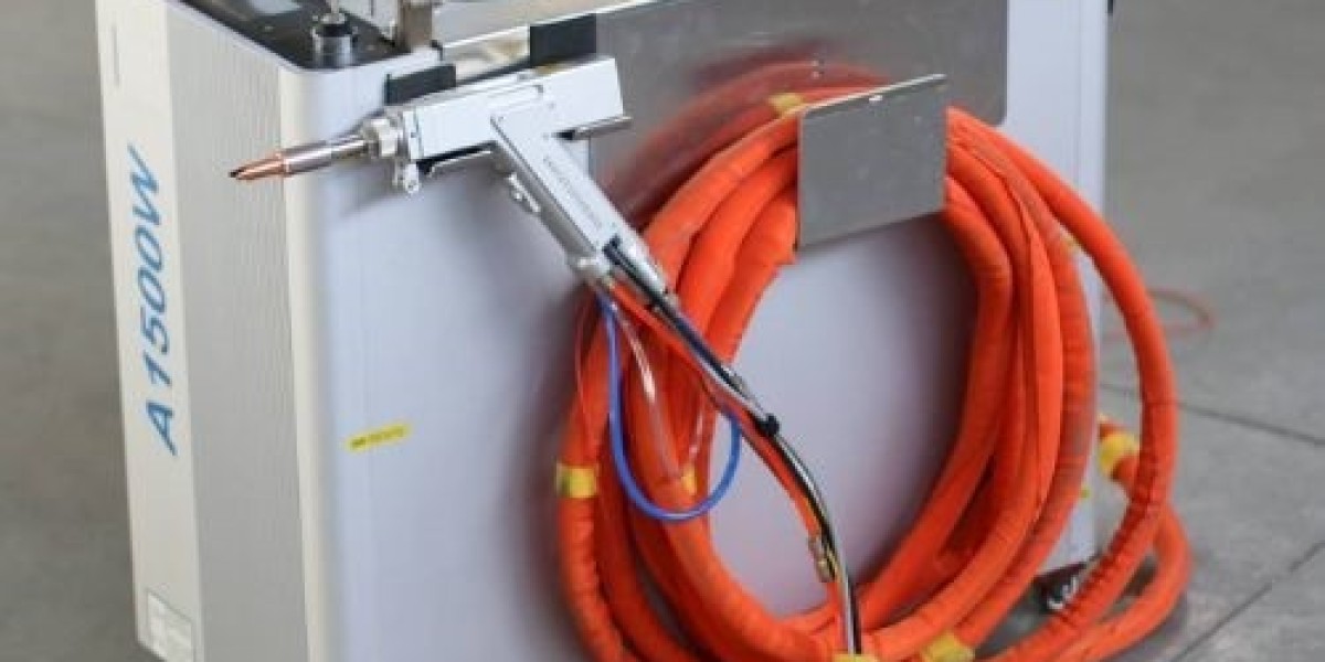 Warum setzen immer mehr Metallbauer auf ein laser handschweißgerät statt auf herkömmliche Methoden?