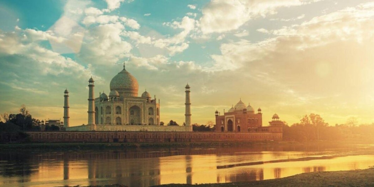 Unveil the Magic of the Taj Mahal with Hello India Tour