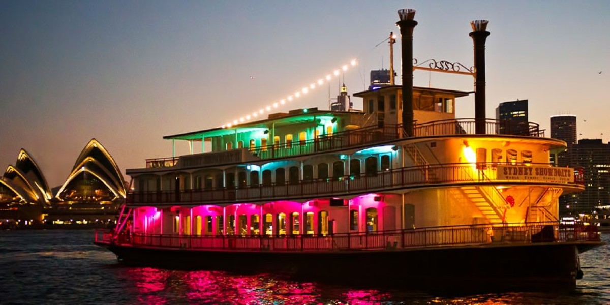 A Sparkling Evening on Sydney Harbour: Your 2025 Guide to Showboat Cruises