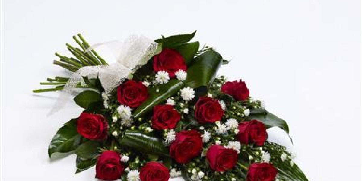 How Our Funeral Flowers Shop in London Supports Families