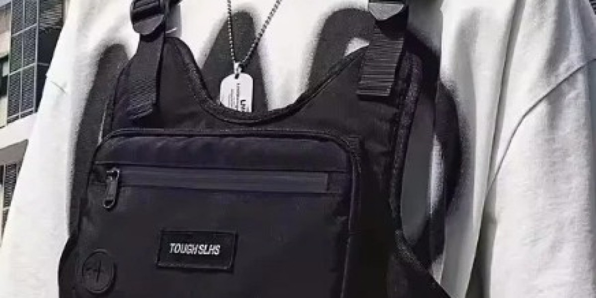 Dormin Chest Bag: The Smart Choice for Style and Everyday Convenience
