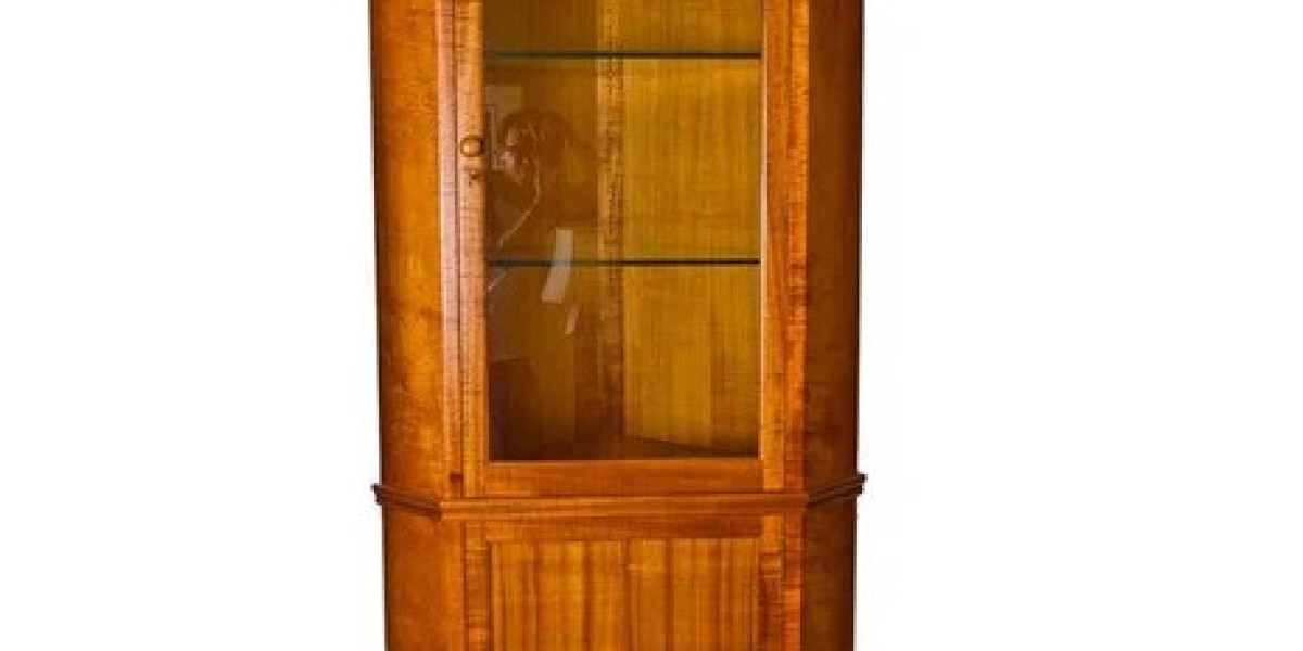 Shimmer and Shine: Lighting Hacks to Highlight Your Glass Cabinet