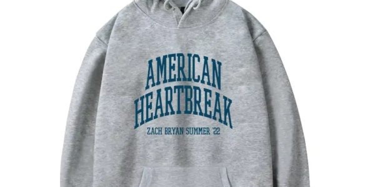 Zach Bryan Merch 2024: A Complete Guide to Official Hoodies, Shirts, Hats & Tour Apparel