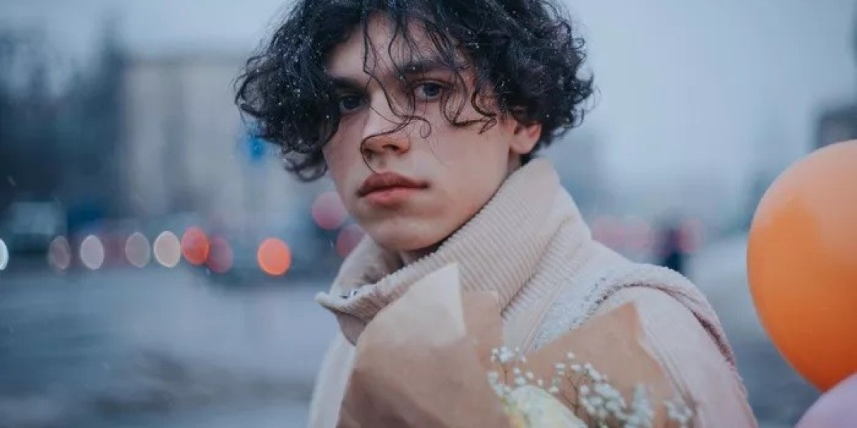 What Role Does Pisces Lucky Energy Play in Love?